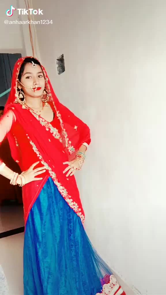 @Aysha Khan Angle
