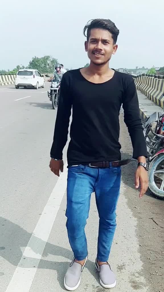 @Gorakhpur Wala Sher?