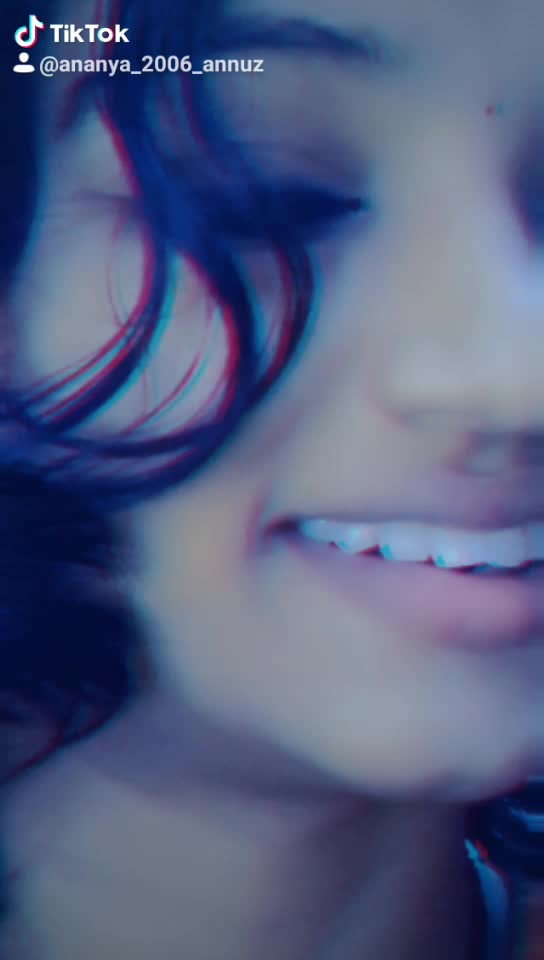 @AnanyaAnnuz2006