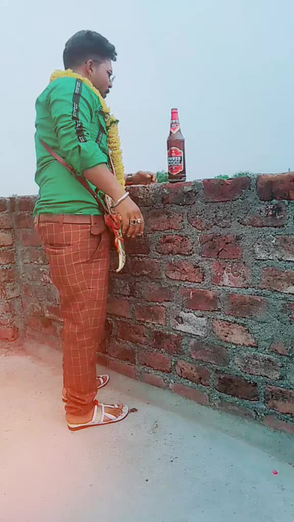 @Reets_Khatri_Reets