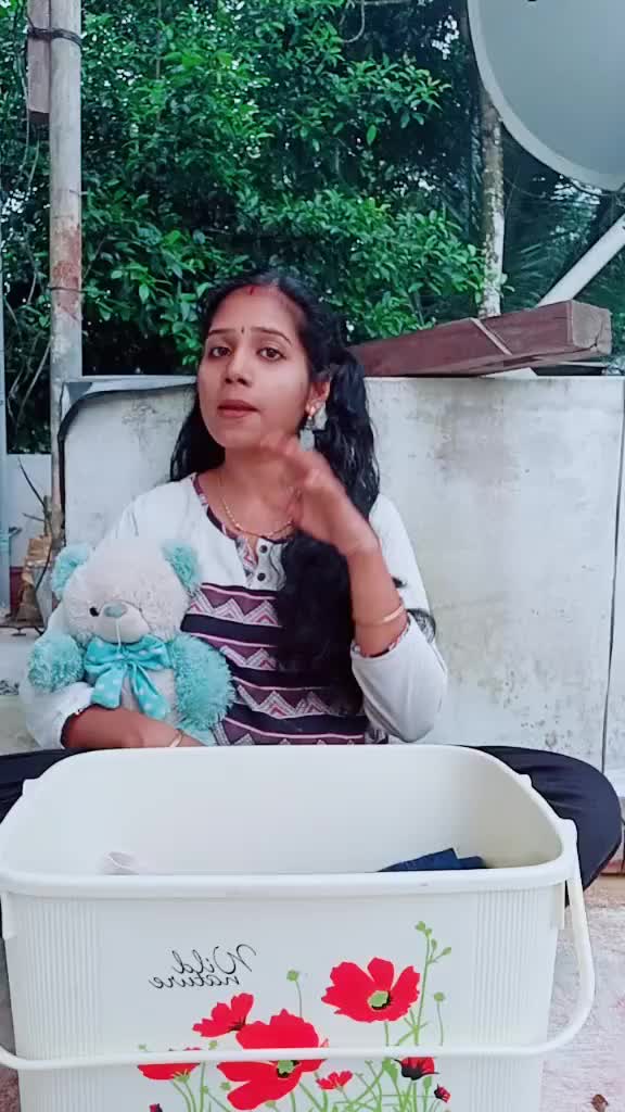 @ManuAkki