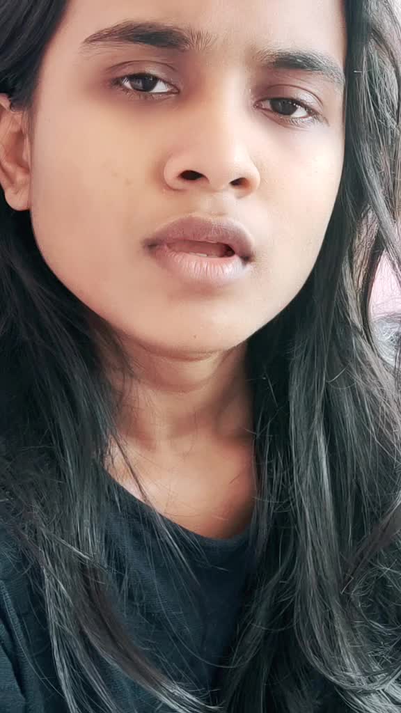 @Priya👑
