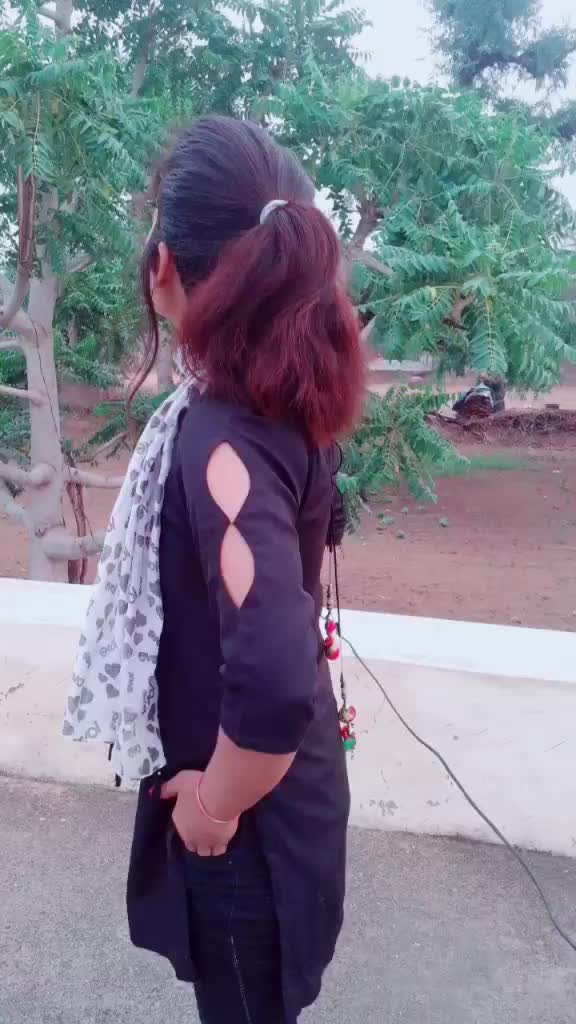 @AnuSHkA_BaiSa_โค