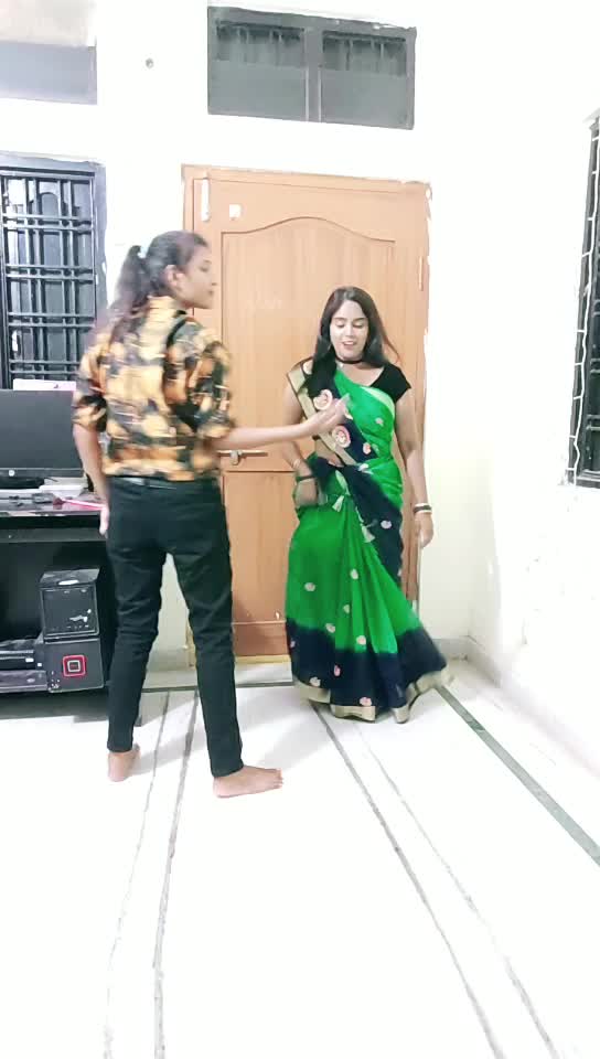 @niharika_konaparthi