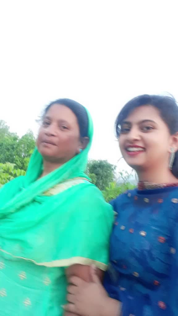 @Urvashi Chauhan
