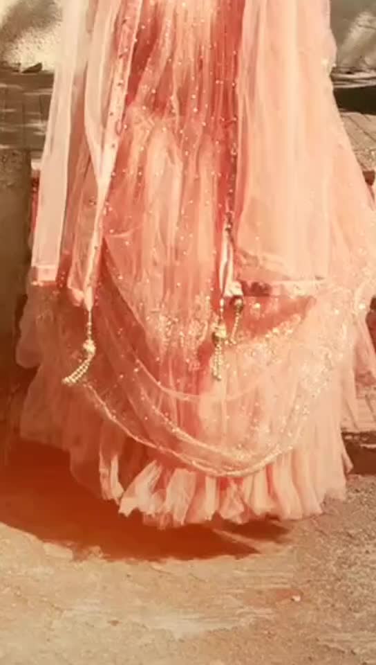 @Zara Khan