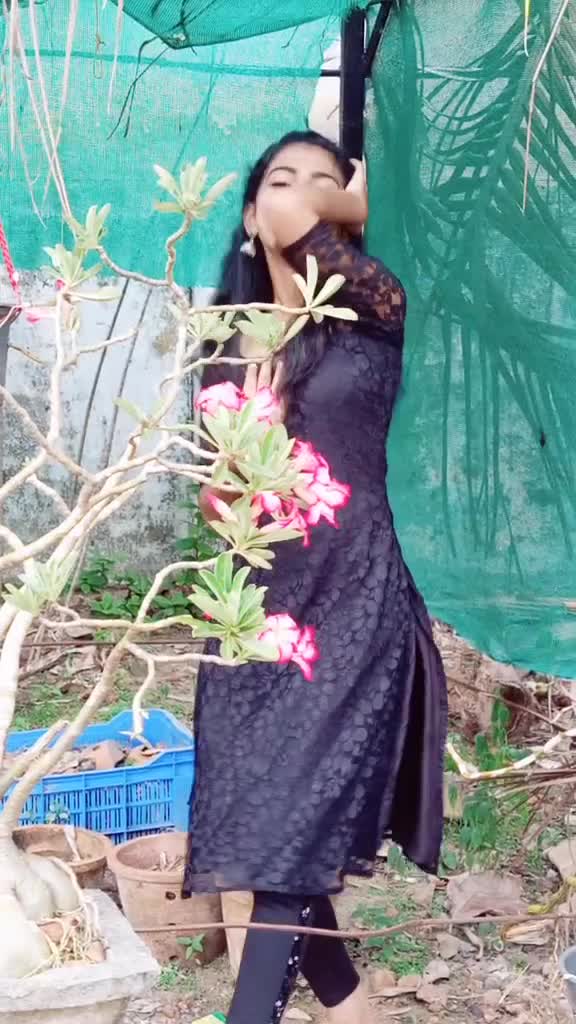 @harinisuresh