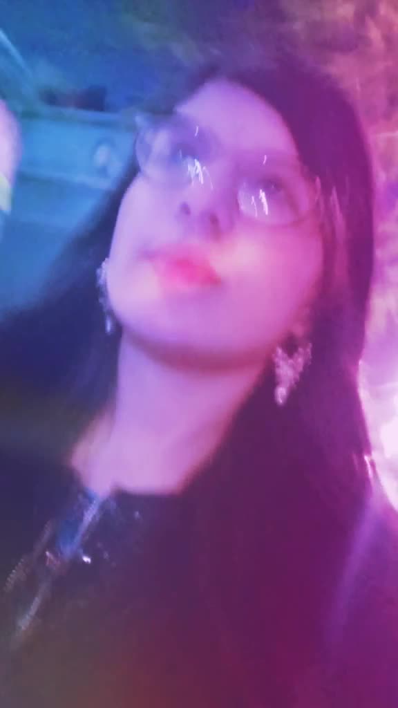 @🐾Radhika🐸