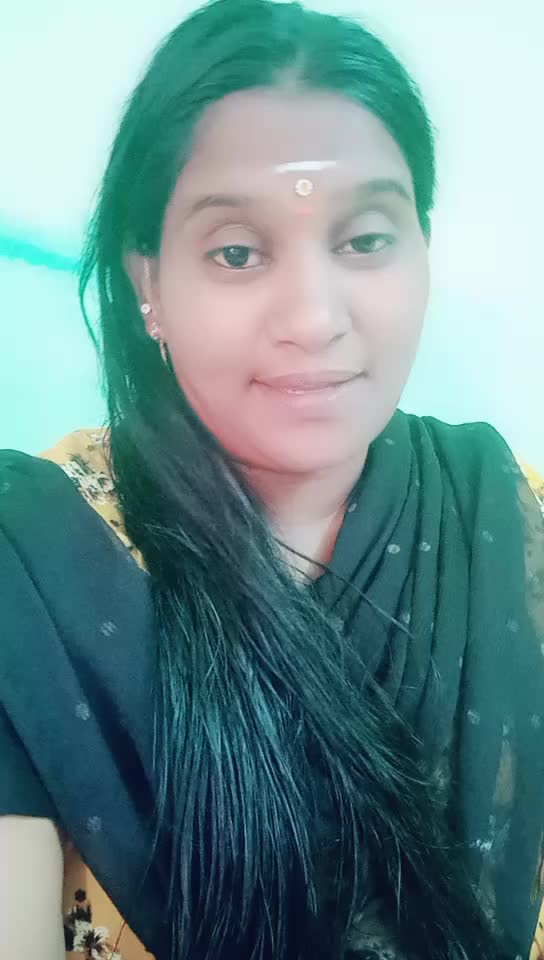 @பேபி தமிழ் பெண்