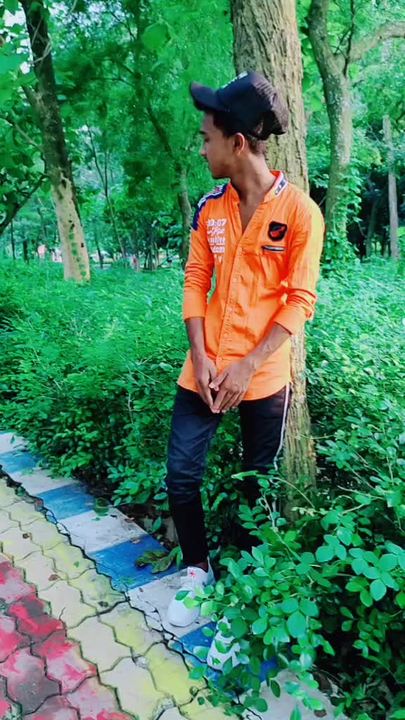 @😜 I AM SINGLE BOY😍