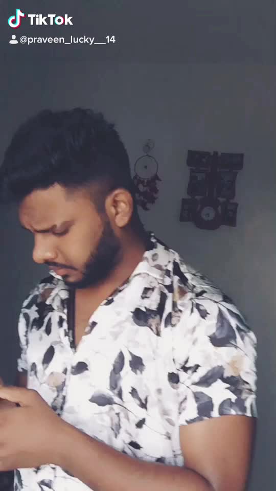 @praveen_lucky__143