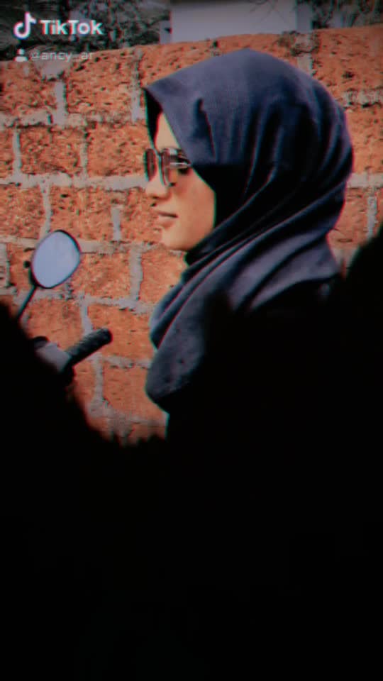 @Anzy_ar