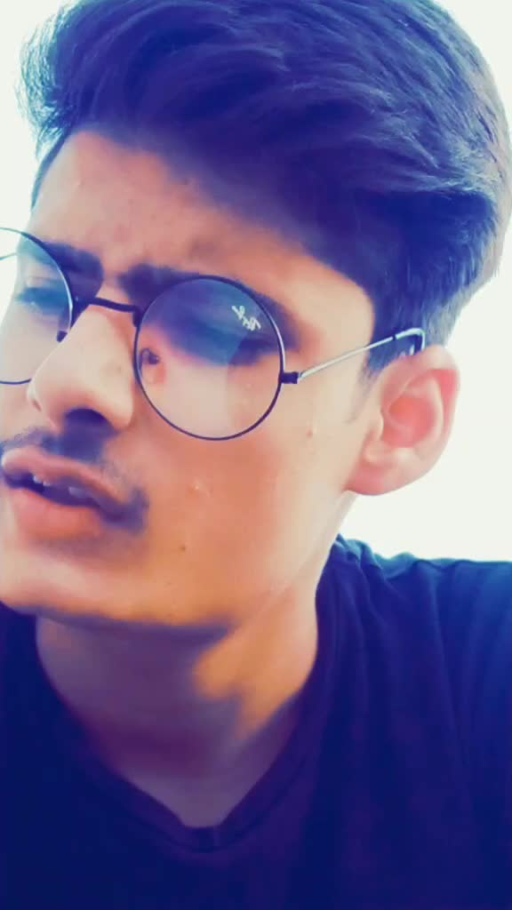 @L&ugrave;v Agarwal