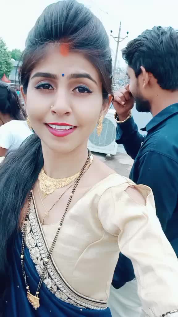 @👑khushi👑