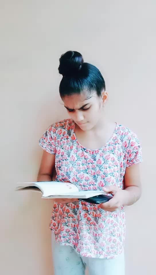 @SAKSHI __👑 SHARMA😘
