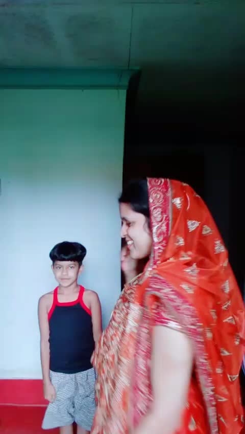 @Lola Gowda