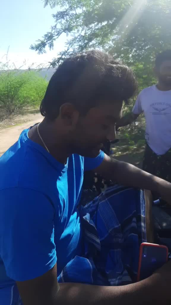 @Bharathviswa