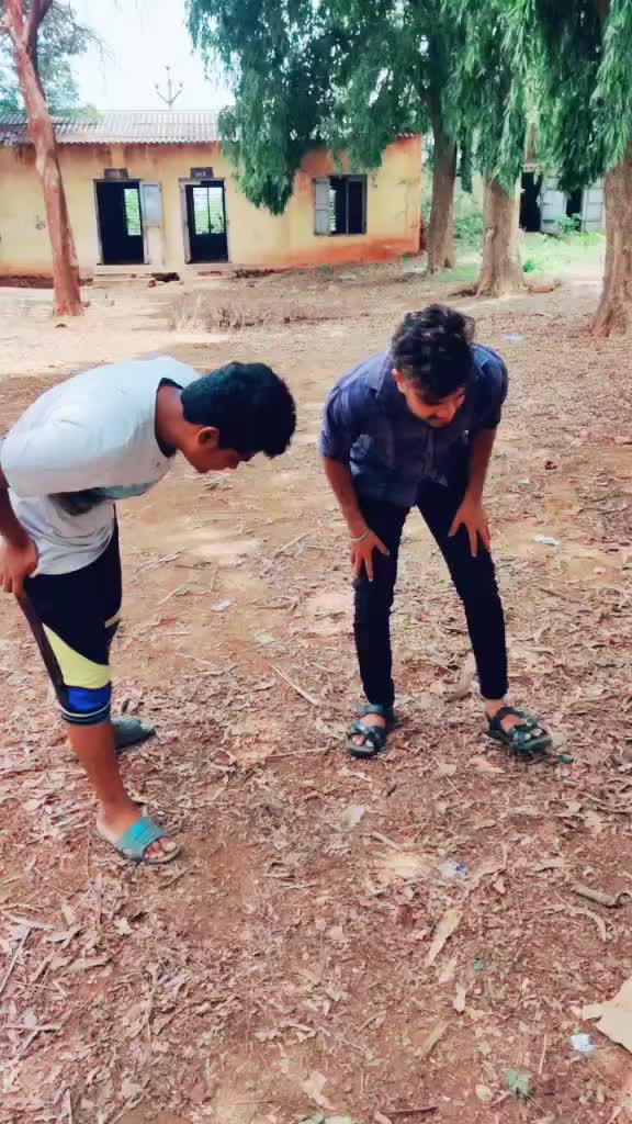 @RAJA KODURU&hearts;️🖤😎