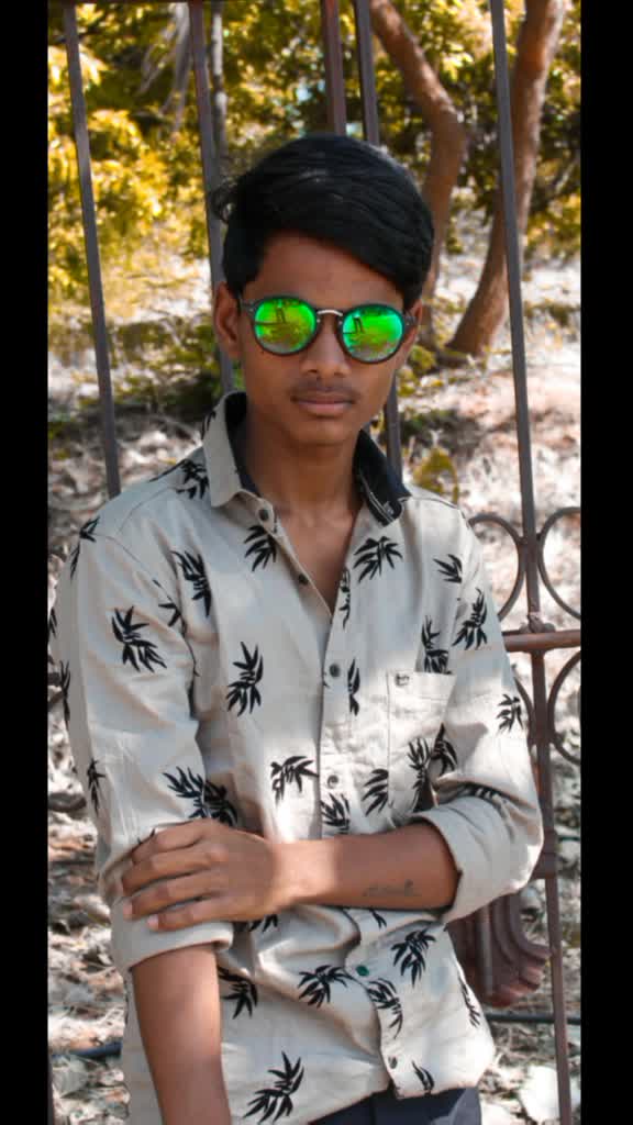 @BÅD BØY Måñjū