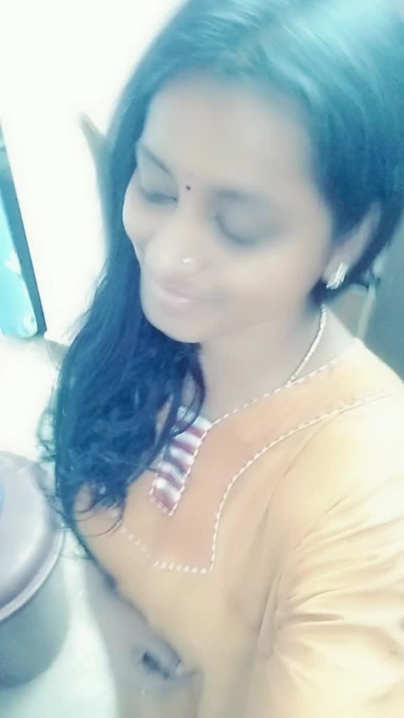 @mnithya356