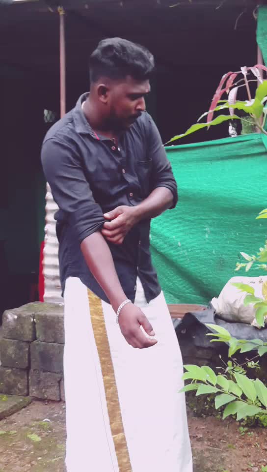 @ഉണ്ണിമോൻ