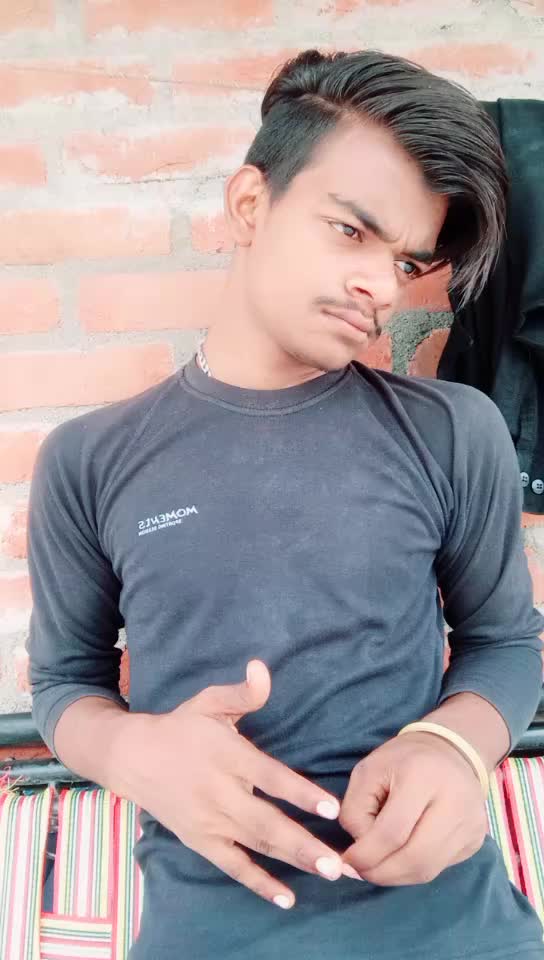 @status_king_nikhil