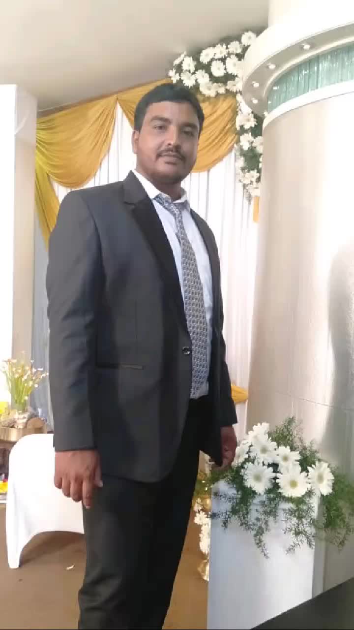 @user2571694416765
