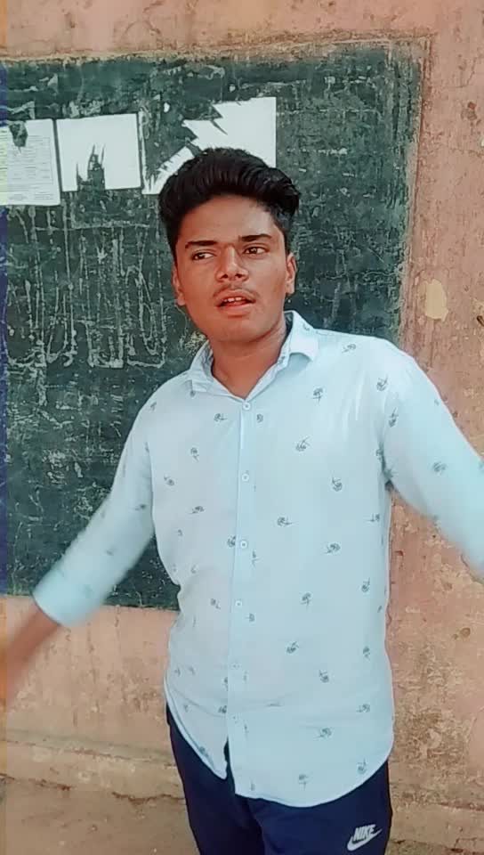 @👑 सौरभ मीणा  👑