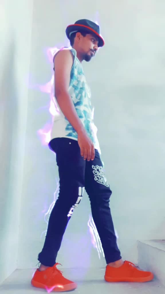 @Dancer Boy ank