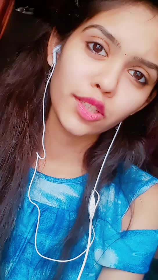 @arya_hire