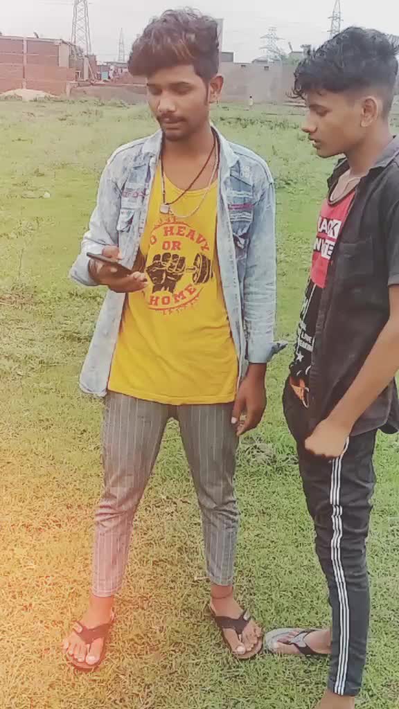 @Ravi____😍