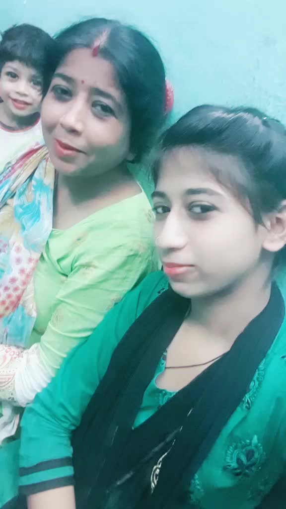 @04 aliyakhan04