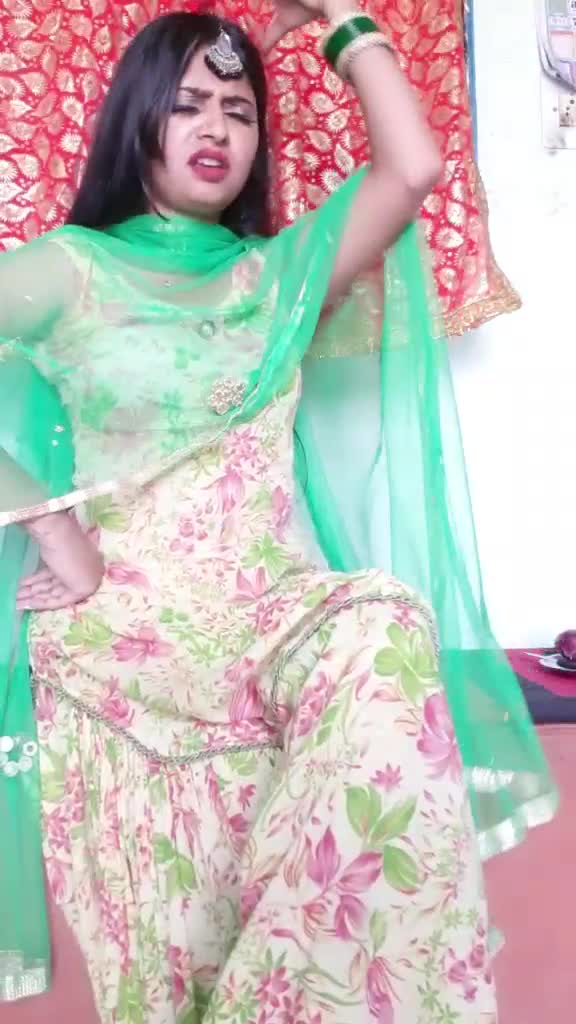 @Urvashi Chauhan