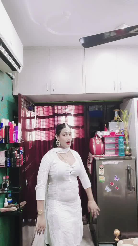 @Suhana,&hearts;️ Akshara Khan