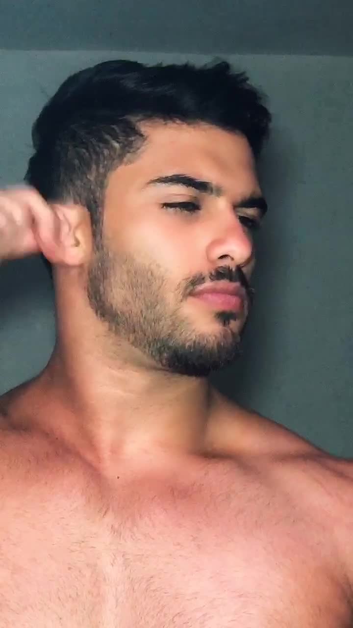 @CLAUS 🐺