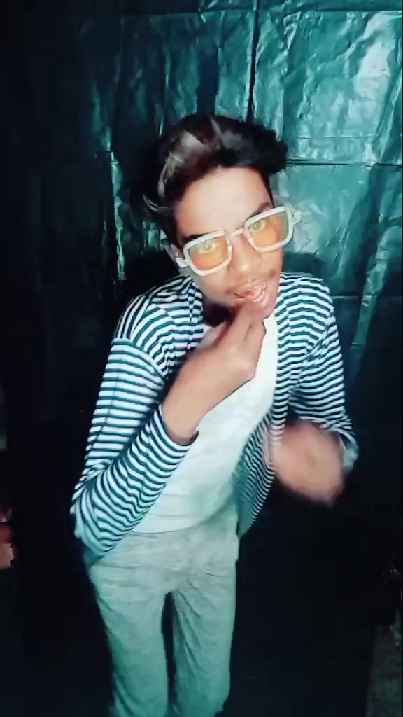 @Dancer_Boy