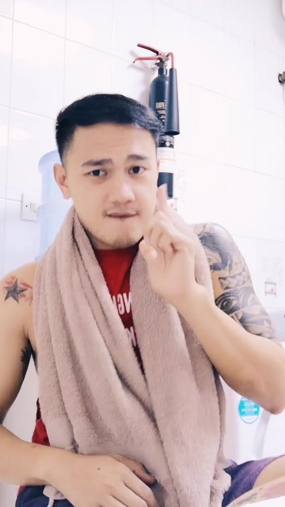 @Cʜ🅰️ɴO👑