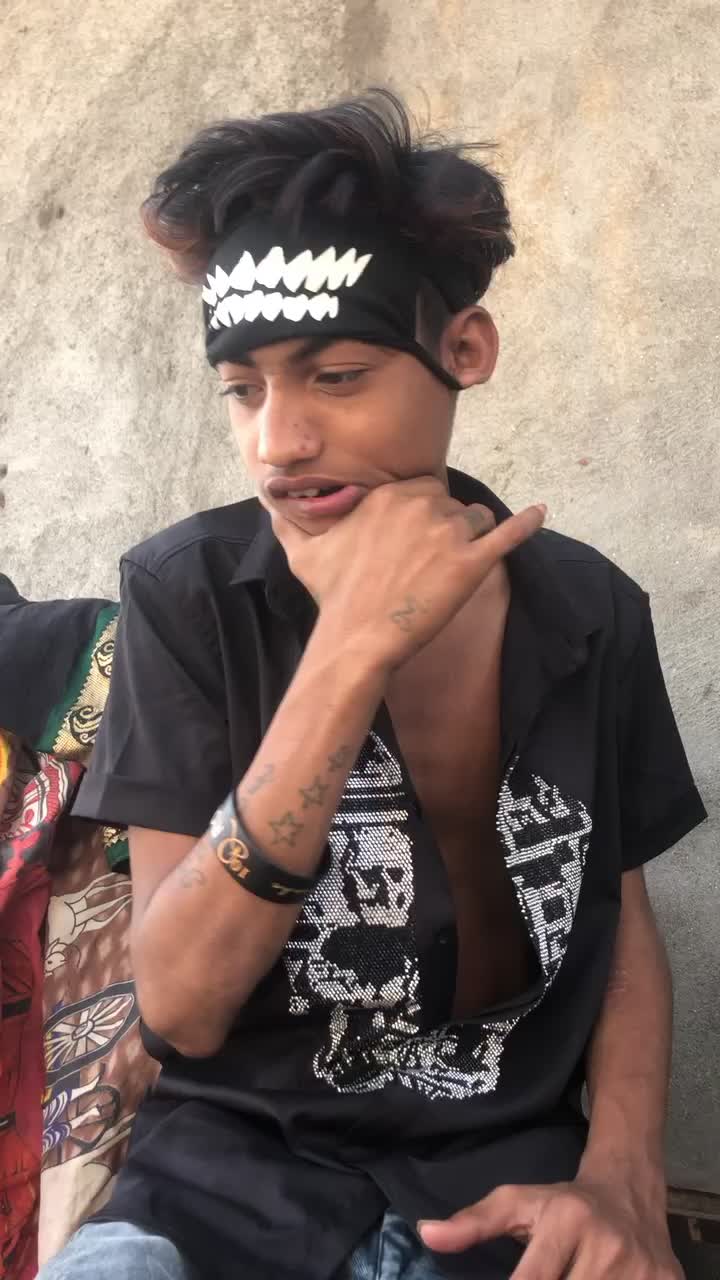 @queen 👑 Neha