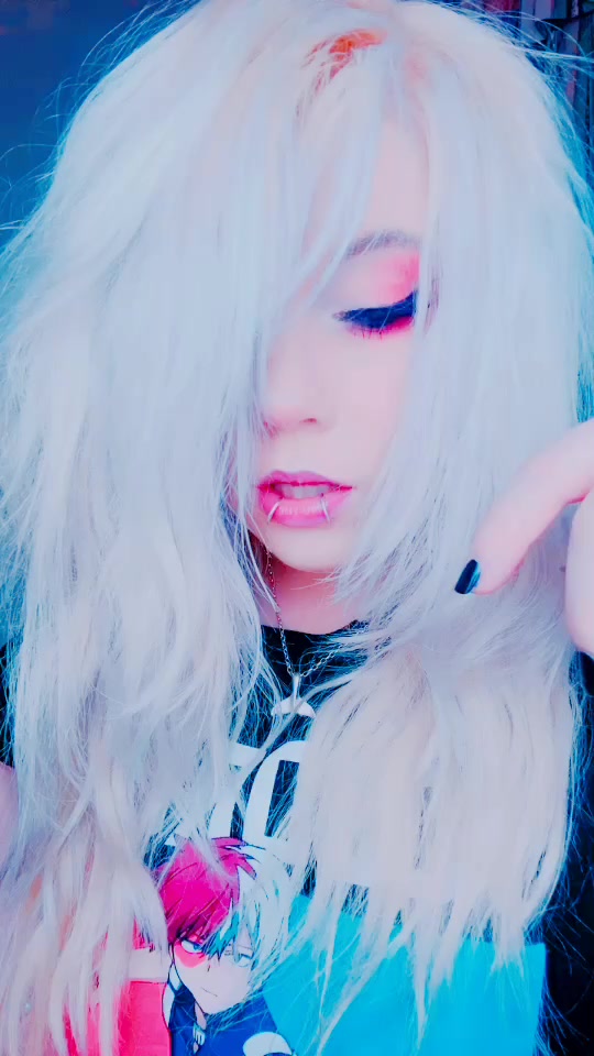@BrutalBeautyy
