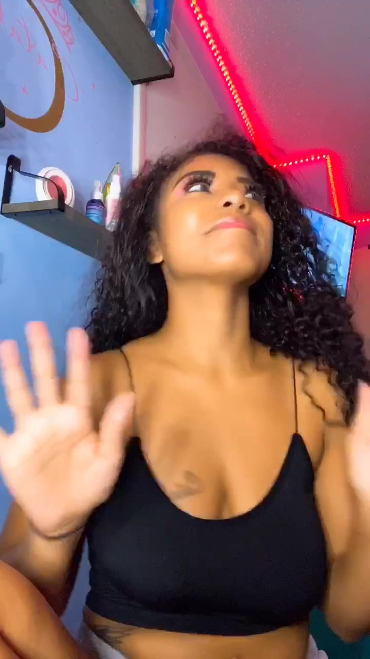@Angela