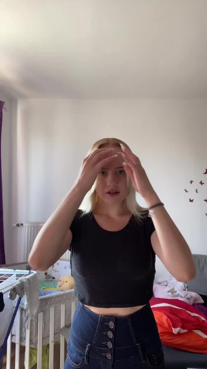 @𝒱𝒾𝓋𝒾💍