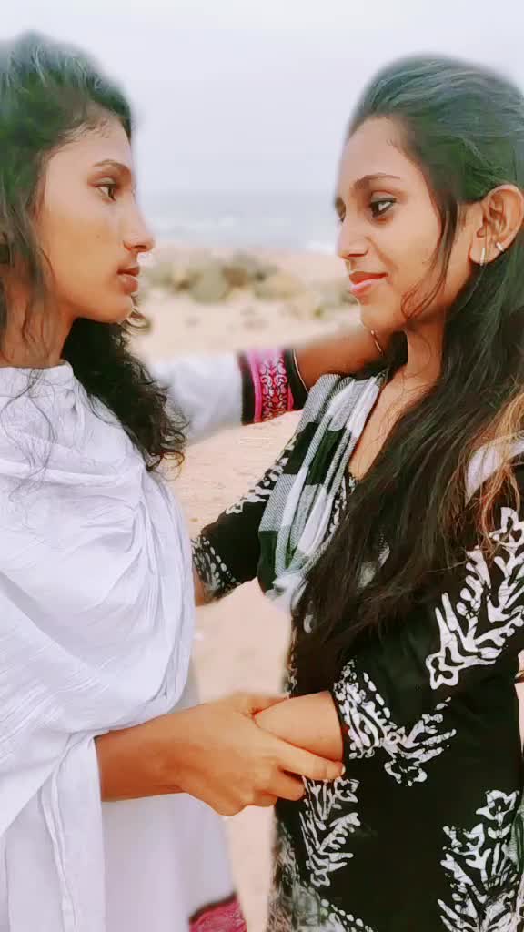 @Aarthi_dimple_girl🥰