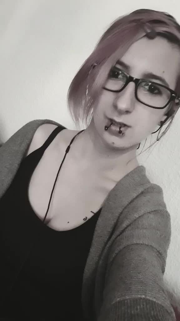 @Kitty_T.L