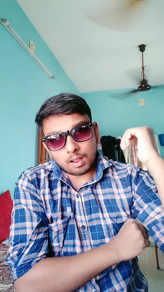 @Actor_Safi
