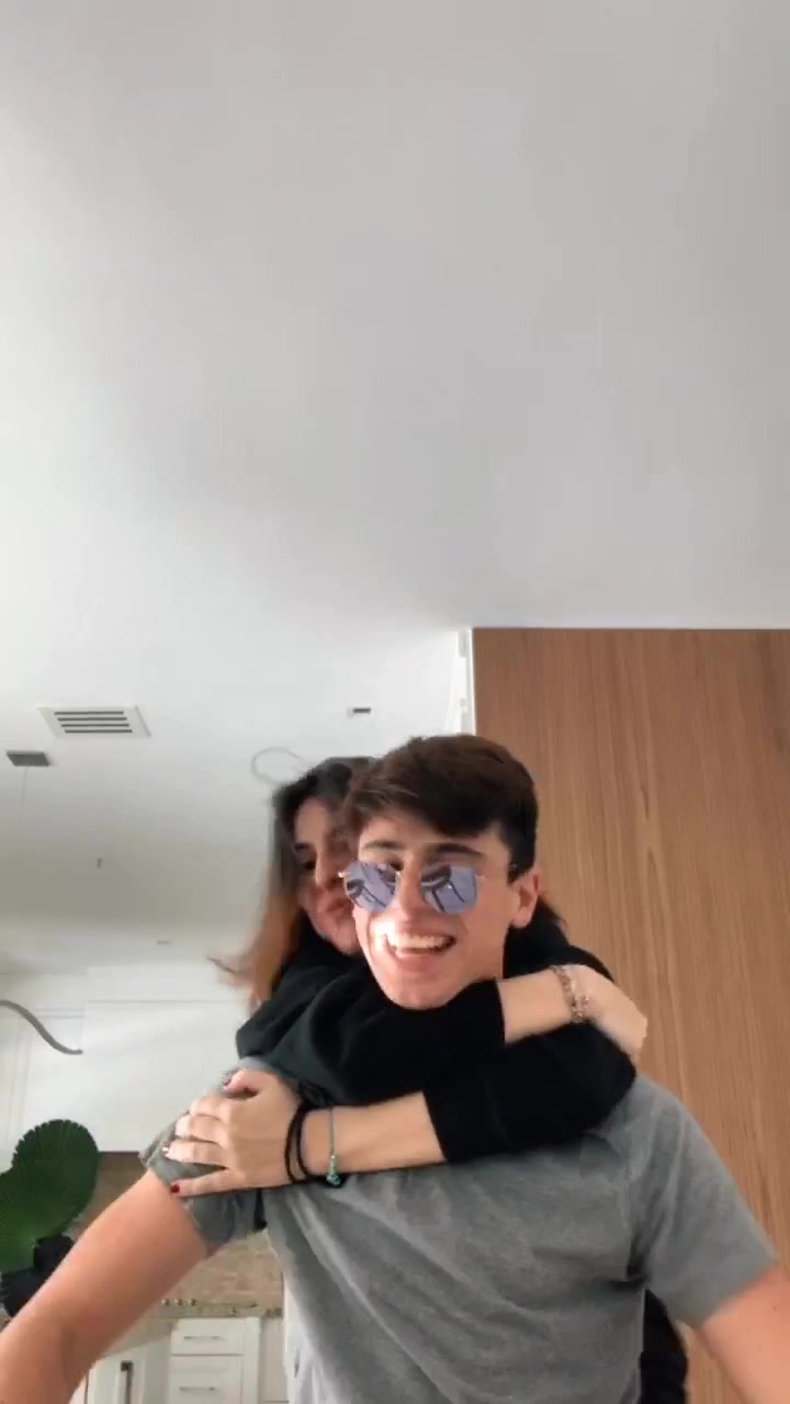 @gi