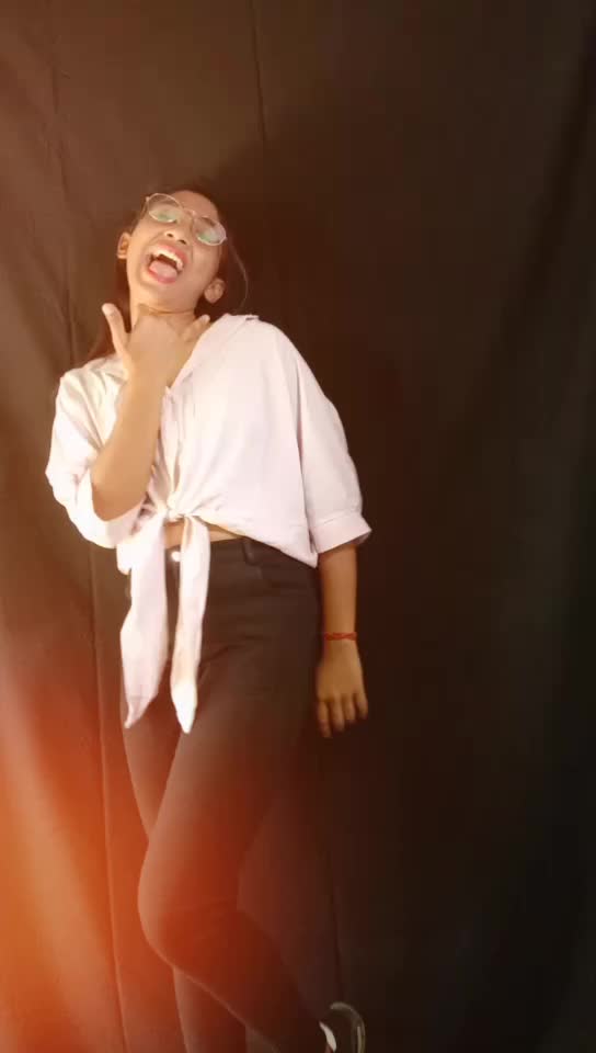 @Ardhiya Kujur