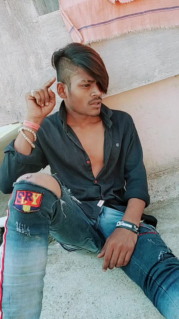 @Aashiq king arjun 😍