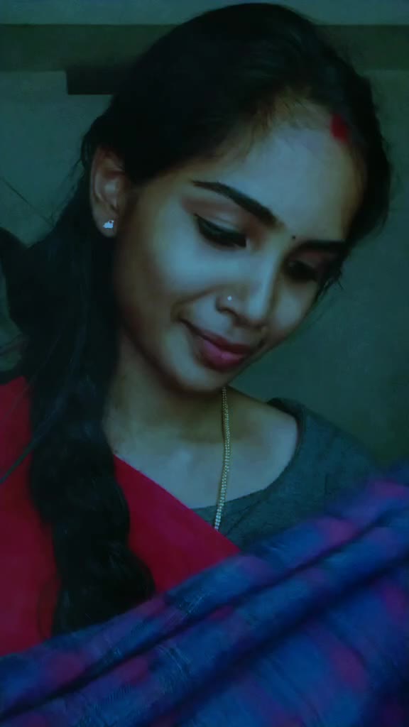 @👑KEERTHI VAVACHI👑