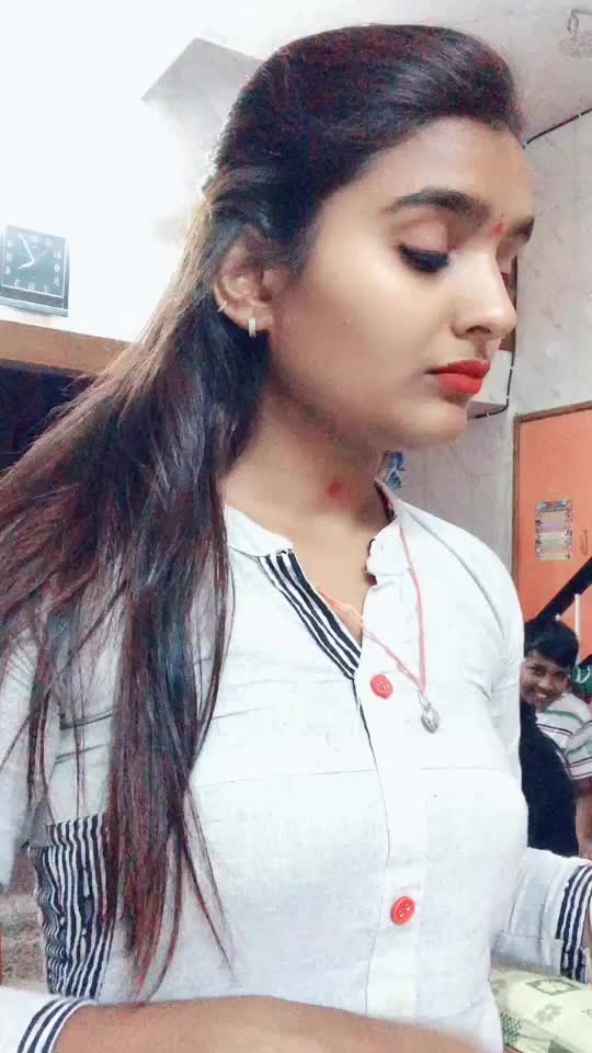 @nishuu_