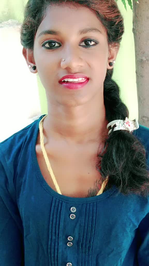 @Harini 💋💋 💋